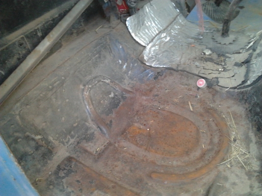 ขาย 6ล้อ ISUZU TL85 เครื่องใหญ่ ช่วงล่างใหญ่ วางเครื่องISUZU110ฝาขาว/ลงเล่มเรียบร้อย เครื่องแห้ง แน่น ไม่หลวม ไม่ไอ ช่วงล่างใหญ่ ของ110 ไม่มีส่าย คัสซีดีไม่ดามไม่ผุ ยาง7.5 ดี6เส้น กระบะยาว4.30ม.พื้นเหล็กคอกเหล็ก ไม่ผุ หัวดี ภายในดี เบาะสวย***ขายแล้วครับขอ