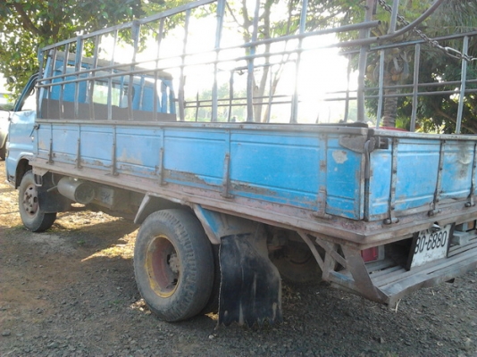 ขาย 6ล้อ ISUZU TL85 เครื่องใหญ่ ช่วงล่างใหญ่ วางเครื่องISUZU110ฝาขาว/ลงเล่มเรียบร้อย เครื่องแห้ง แน่น ไม่หลวม ไม่ไอ ช่วงล่างใหญ่ ของ110 ไม่มีส่าย คัสซีดีไม่ดามไม่ผุ ยาง7.5 ดี6เส้น กระบะยาว4.30ม.พื้นเหล็กคอกเหล็ก ไม่ผุ หัวดี ภายในดี เบาะสวย***ขายแล้วครับขอ