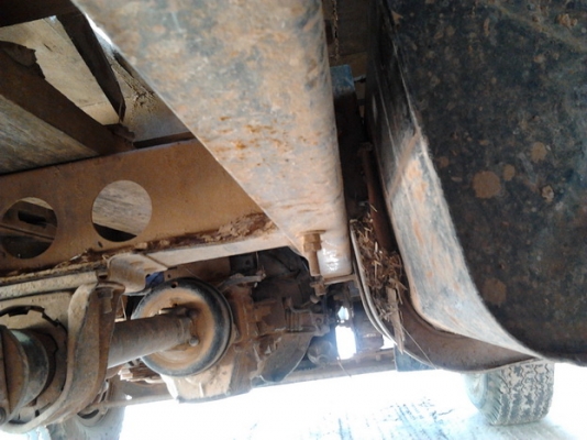 ***ขายแล้วครับขอบคุณ Truck2hand ขาย 6 ล้อ ISUZU TL100 ปี23 สภาพเดิมๆบางๆ เครื่อง4BC2 100 แรง แห้งๆ ไม่เยิ้ม ไม่หลวม ช่วงล่างเดิมๆ ไม่ส่าย เกียร์ดีเข้าง่าย คัสซีสวยไม่ผุ ไม่บวม กระบะพื้นไม้คอกไม้ ยาว4.30ม. ยางหน้า7.50 ดี6เส้น หัวไม่ผุ สีบาง ต้องเก็บ รถพร้อ