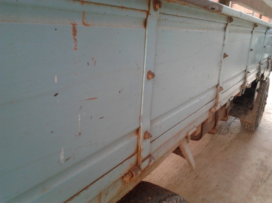 ***ขายแล้วครับขอบคุณ Truck2hand ขาย 6 ล้อ ISUZU TL100 ปี23 สภาพเดิมๆบางๆ เครื่อง4BC2 100 แรง แห้งๆ ไม่เยิ้ม ไม่หลวม ช่วงล่างเดิมๆ ไม่ส่าย เกียร์ดีเข้าง่าย คัสซีสวยไม่ผุ ไม่บวม กระบะพื้นไม้คอกไม้ ยาว4.30ม. ยางหน้า7.50 ดี6เส้น หัวไม่ผุ สีบาง ต้องเก็บ รถพร้อ