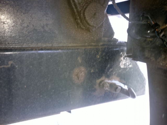 รถฮีโน่ 10 ล้อดั๊ม FM3H  195 แรงม้า ปี 39  สนใจติดต่อ 081 - 6079515