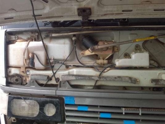 รถฮีโน่ 10 ล้อดั๊ม FM3H  195 แรงม้า ปี 39  สนใจติดต่อ 081 - 6079515