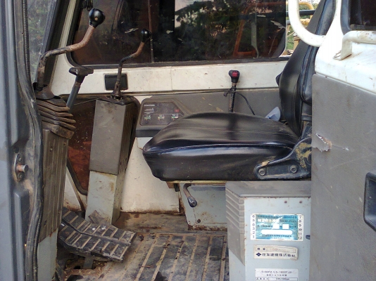 ขายแมกโคs160SUMITTOMO 60รถนอกใช้น้อยรรถสวยสีเดิม เอกสารอินวอย์ มีลายหัวแย็ก รถเร็วมาก