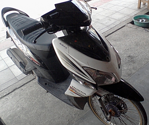 ลดกระหน่ำส่งท้ายปี Honda Click ปี50 ลดกระหน่ำส่งท้ายปี Honda Click ปี50
