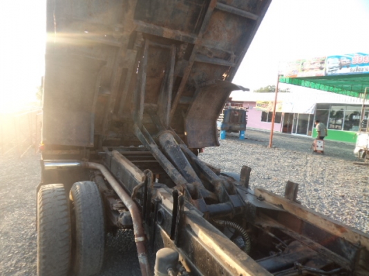 ขายรถฮีโน่FD6ล้อดั้ม เครื่องHO7C เบรกทิฟฟี่ สภาพรถพร้อมใช้งานคับ