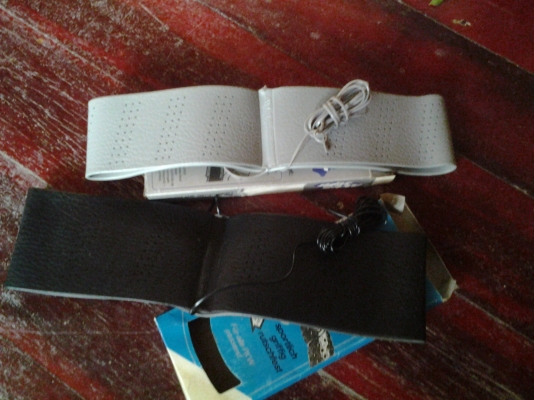 JOECLASSICขายหนังหุ้มพวงมาลัยใช้ได้กับรฤรุ่นเก่าทุกรุ่นเป็นหนังงานเก่าเก็บ..มี2อันหมดแล้วหมดเลย