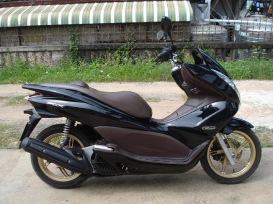 ...HONDA PCX 125 สีดำ สภาพเดิมๆสีสวย
