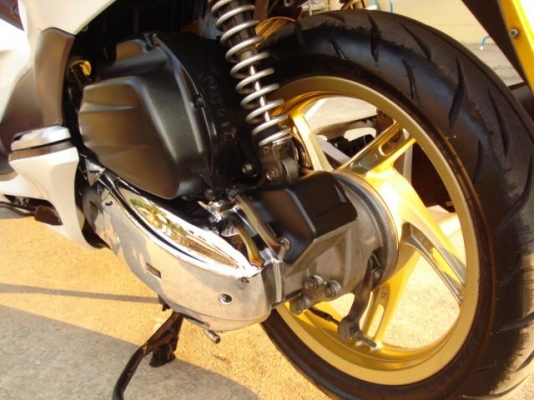 ...HONDA PCX 125 ขาว สภาพเดิมๆสีสวย