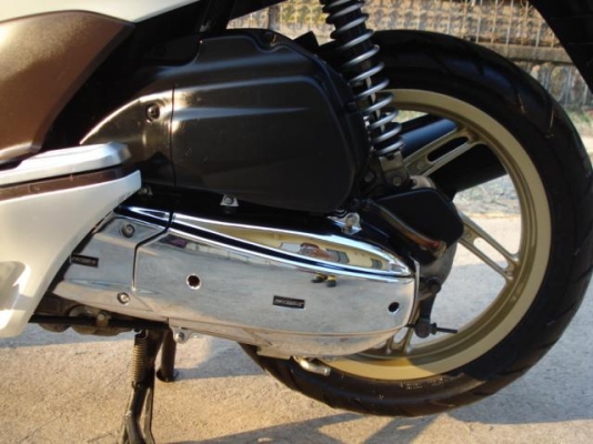 ...HONDA PCX 125 ขาว สภาพเดิมๆสีสวย