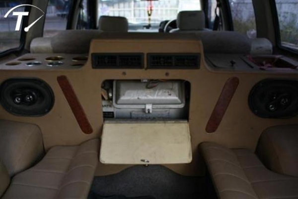 ขาย ISUZU VAN ลดให้อีก 10,000 บาท..ก่อนปีใหม่