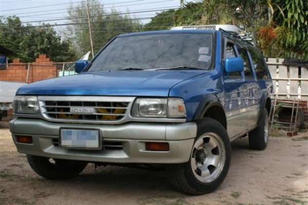 ขาย ISUZU VAN ลดให้อีก 10,000 บาท..ก่อนปีใหม่