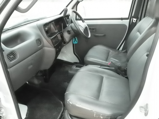 ขายถูกรถตู้เล็ก DAIHATSU HIJET S210V 4WD หัวฉีด 660cc. A/Tสภาพสวยวิ่งน้อย