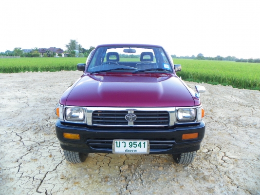 ขายถูก TOYOTA LN111 แท้ประกอบนอก ปี96