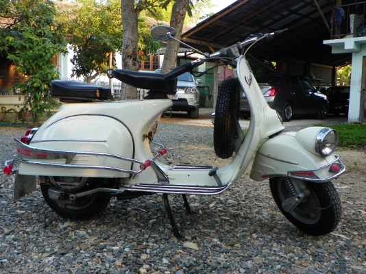 ขาย VESPA อินเดีย รุ่น บาจาดโรม่า limited (แฮนด์แป๊บอินเดีย)