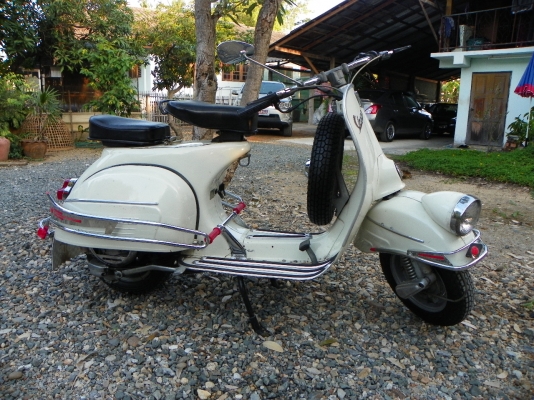 ขาย VESPA อินเดีย รุ่น บาจาดโรม่า limited (แฮนด์แป๊บอินเดีย)