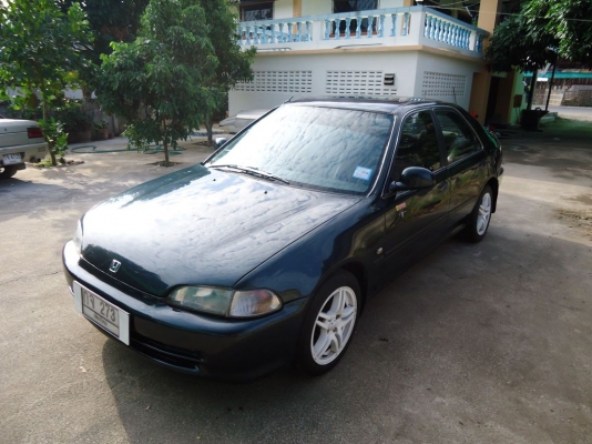 ขาย Honda civic 4d เครื่องหัวฉีด ราคา 98,000 บาท พร้อมโอนครับ +++++++