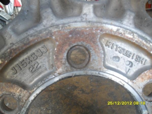 ขาย ยางอะไหล่ 225/70R15 พร้อมแม็ก 1 ล้อ สวยๆ จัดไป 1200 T.088-875-9838 K.ae ขาย ยางอะไหล่ 225/70R15 พร้อมแม็ก 1 ล้อ สวยๆ จัดไป 1200 T.088-875-9838 K.ae