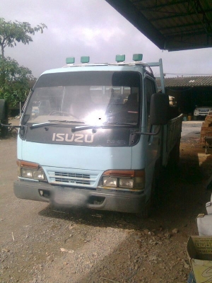 รถอิซูซุ 6 ล้อดั๊ม NPR 120 แรงม้า  ปี 40  สนใจติดต่อ 081 - 6079515