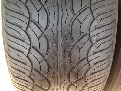 ขายยาง265/50/20 ปี 3810 YOKOHAMA JAPAN 1 คู่  ราคา :  4,800.00  บาท