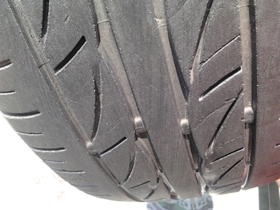 ขายยาง205/55/16 ปี09/2เส้น+ปี10/2เส้น BRIDERTONE TURANZA AR10 ชุด  ราคา :  1800.00  บา