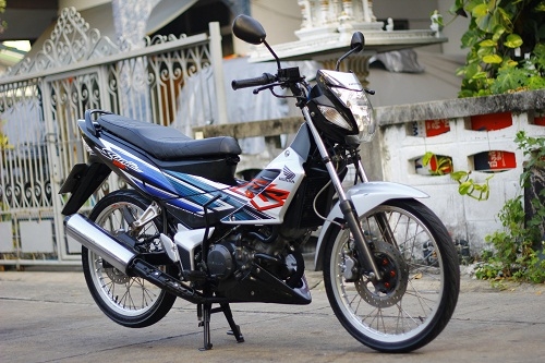 ขาย โซนิคตัวใหม่ ปี 50 ล้อ com รถมือเดียว สวยๆ