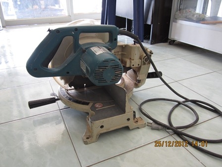 เครื่องมือช่าง แท้ๆ สว่านMakita,Bosch เครื่องตัดไฟเบอร์Makitaพร้อมแท่นปรับ45องศา เครื่องมือช่าง แท้ๆ สว่านMakita,Bosch เครื่องตัดไฟเบอร์Makitaพร้อมแท่นปรับ45องศา