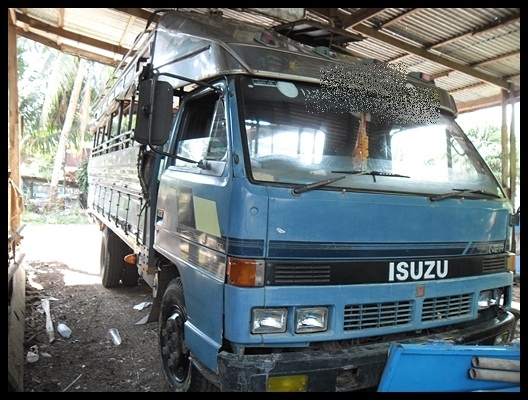 6 ล้อ 115 แรง สภาพสวยๆ ราคาจิ๊บๆ