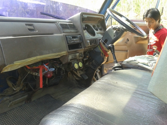 ขาย TOYOTA ไดน่า