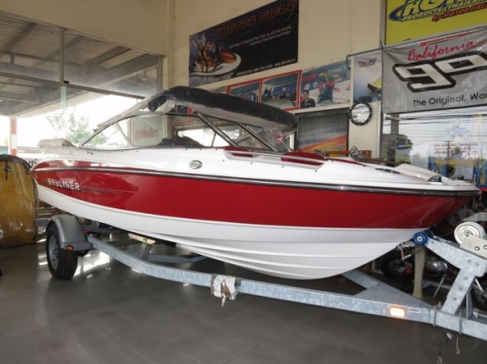 ++ ขายเรือใหม่ BAYLINER 215 ปี 2012 ลดราคาพิเศษช่วงปีใหม่เท่านั้น++