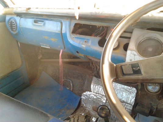 ISUZU TL 110 HP 4BE1 หกล้อช่วงยาว กระบะคอกเหล็กยาว 4.30 เมตรพื้นไม่ผุสภาพดีมากครับ เครื่องแน่นดีแรง หัวเดิมๆภายในสวยครบพร้อม ช่วงล่างใหญ่เฟืองท้ายและคานหน้าของ KS 110 แรง ยางสภาพดี 60\% พร้อมใช้งานได้เลย ทะเบียนภาษีครบพร้อมโอนครับ ISUZU TL 110 HP 4BE1 หกล้อช่วงยาว กระบะคอกเหล็กยาว 4.30 เมตรพื้นไม่ผุสภาพดีมากครับ เครื่องแน่นดีแรง หัวเดิมๆภายในสวยครบพร้อม ช่วงล่างใหญ่เฟืองท้ายและคานหน้าของ KS 110 แรง ยางสภาพดี 60\% พร้อมใช้งานได้เลย ทะเบียนภาษีครบพร้อมโอนครับ