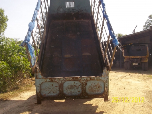 ขาย6ล้อดั๊มอิซูซุ เครื่อง110ฝาดำ            ราคา350000บาท