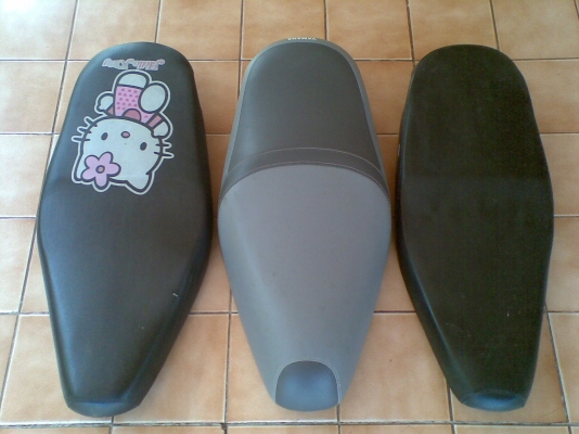 ธารนนทบุรี//ขาย เบาะfino 3ใบ ราคา1,200บาท (พร้อมส่งค่ะ)