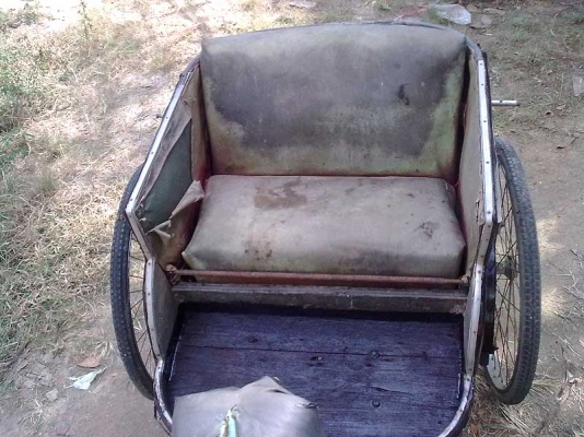 ขายสามล้อถีบโบราณ ปั่นได้ เหมาะแก่การอนุรักษ์มีรูปครับ ขายสามล้อถีบโบราณ ปั่นได้ เหมาะแก่การอนุรักษ์มีรูปครับ