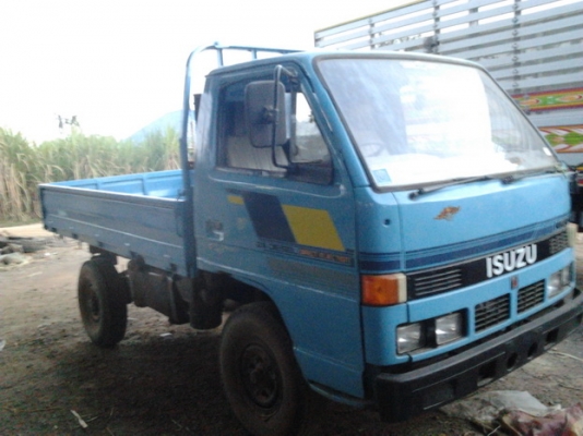 ISUZU TL 85 HP รถบรรทุก 4 ล้อกลาง สภาพดีทั้งภายนอกและภายในพร้อมใช้งาน เครื่องดี หัวเหลี่ยมสวยไม่มีผุ ภายในเก๋งอุปกรณ์ครบครัน เฟืองท้ายใช้เพลาลอยบรรทุกหนักไสบายครับ เอกสารทะเบียนภาษีครบพร้อมโอน ราคาต่อรองได้ครับ ISUZU TL 85 HP รถบรรทุก 4 ล้อกลาง สภาพดีทั้งภายนอกและภายในพร้อมใช้งาน เครื่องดี หัวเหลี่ยมสวยไม่มีผุ ภายในเก๋งอุปกรณ์ครบครัน เฟืองท้ายใช้เพลาลอยบรรทุกหนักไสบายครับ เอกสารทะเบียนภาษีครบพร้อมโอน ราคาต่อรองได้ครับ