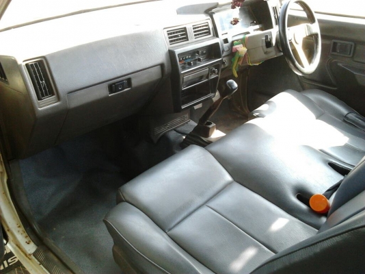 ขาย กระบะตอนเดียว NISSAN บิ๊กเอ็ม TD2.5 ปี35/92 เครื่องBD2.5 ฝาแดงละเอียด แห้งๆ แน่นๆ ไม่มีหลวม หน้า-หลังเดิมๆ สีมีเก็บมาบ้าง ช่วงล่างปึ๊กไม่มีส่าย คัสซีดีไม่ผุ ภายในสวย เบาะไม่ขาด คอนโซลครบ แอร์พร้อม กระบะไม่ผุ บางๆ ยางดี4เส้น***ขายแล้วครับขอบคุณ Truck2h