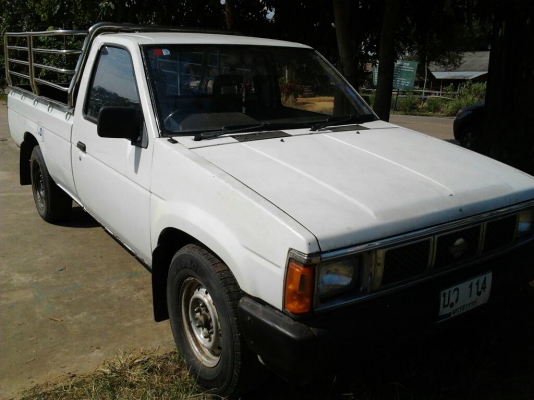 ขาย กระบะตอนเดียว NISSAN บิ๊กเอ็ม TD2.5 ปี35/92 เครื่องBD2.5 ฝาแดงละเอียด แห้งๆ แน่นๆ ไม่มีหลวม หน้า-หลังเดิมๆ สีมีเก็บมาบ้าง ช่วงล่างปึ๊กไม่มีส่าย คัสซีดีไม่ผุ ภายในสวย เบาะไม่ขาด คอนโซลครบ แอร์พร้อม กระบะไม่ผุ บางๆ ยางดี4เส้น***ขายแล้วครับขอบคุณ Truck2h