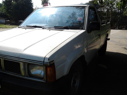 ขาย กระบะตอนเดียว NISSAN บิ๊กเอ็ม TD2.5 ปี35/92 เครื่องBD2.5 ฝาแดงละเอียด แห้งๆ แน่นๆ ไม่มีหลวม หน้า-หลังเดิมๆ สีมีเก็บมาบ้าง ช่วงล่างปึ๊กไม่มีส่าย คัสซีดีไม่ผุ ภายในสวย เบาะไม่ขาด คอนโซลครบ แอร์พร้อม กระบะไม่ผุ บางๆ ยางดี4เส้น***ขายแล้วครับขอบคุณ Truck2h