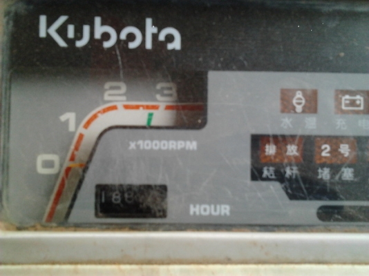 KUBOTA DC-68G 68 แรง รถเกี่ยวข้าวสภาพดีพร้อมใช้งานได้เลย ความจุเมล็ดข้าว 600 กิโลกรัม ทำงานเร็วได้วันละ 23 ไร่ ประหยัดน้ำมัน 2-3 ลิตร/ไร่ เครื่องดีมากใช้งานน้อย ช่วงล่างแน่น เอกสารครบพร้อมครับ KUBOTA DC-68G 68 แรง รถเกี่ยวข้าวสภาพดีพร้อมใช้งานได้เลย ความจุเมล็ดข้าว 600 กิโลกรัม ทำงานเร็วได้วันละ 23 ไร่ ประหยัดน้ำมัน 2-3 ลิตร/ไร่ เครื่องดีมากใช้งานน้อย ช่วงล่างแน่น เอกสารครบพร้อมครับ