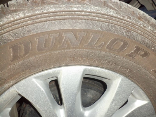 ขายแม็กเดิมพร้อมยางMAZDA BT50 PRO ขอบ17 นิ้ว  1 ชุด ป้ายแดง