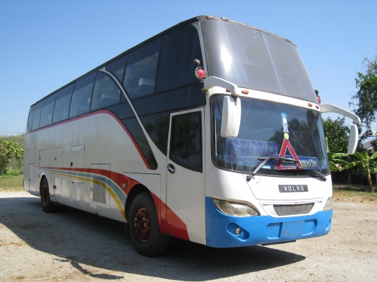 ขายรถบัสโดยสารสภาพดี  ราคา 650,000- 700,00 บาท