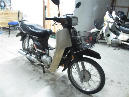 ขายดรีมคุรุสภาสีขาว มีเล่มทะเบียน+ชุดโอนภาษีขาดปี 41 (จัดส่งทั่วไทย)