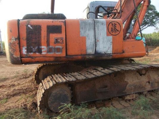 hitachi EX200 Supper TRUBO รุ่น2 สภาพตามรูป รถใช้งานตามปกติ ทุกวัน พร้อมใช้ สนใจติดต่อด่วน! 0876414953 มอส!!