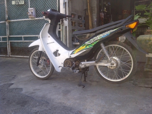 ขาย Honda Wave 100 ปี46 ทะเบียนโอน 7500 บาท ลดได้ๆ