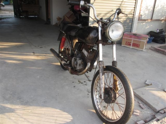 ขาย SUZUKI GP100 ไม่มีทะเบียนสต๊าทไม่ติดขายตามสภาพ (จัดส่งได้) ขาย SUZUKI GP100 ไม่มีทะเบียนสต๊าทไม่ติดขายตามสภาพ (จัดส่งได้)