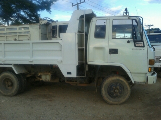 ขาย 6 ล้อดั๊ม ISUZU ROCKY 195 แรง