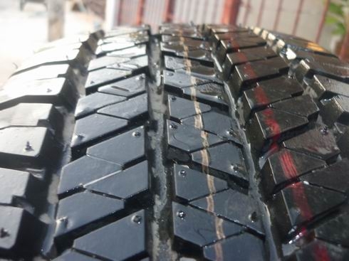 ยางอะไหล่ใหม่บริสโตน +ล้อแม๊ก15 รถกระบะ 6รูจาก นิสสัน เบอร์ 225/70/15 เหมาะนำไปเป็นอะไหล่