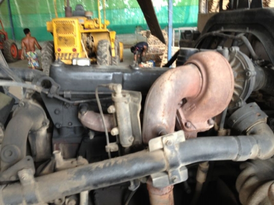 รถอิซูซุ 10 ล้อ หัวลาก FXZ 270 แรงม้า ปี 45  สนใจติดต่อ 081 - 6079515