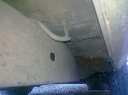 แยกขายฮีโร่สีขาวปี89 2Lไมล์2หลุม เครื่องไมตี้ เครื่องติดขี่ได้ แต่ขอแยกขาย ขายกระบะและหัวเหมา19000บาทขายเครื่องพร้อมเกียร์19000บาทขายคัสซีพร้อมดุมช่วงล่างทั้งหมดเหมา8000บาทขอแบบด่วนๆครับหรือเหมาทั้งคันไม่รวมทะเบียน39000ขาดตัวครับ