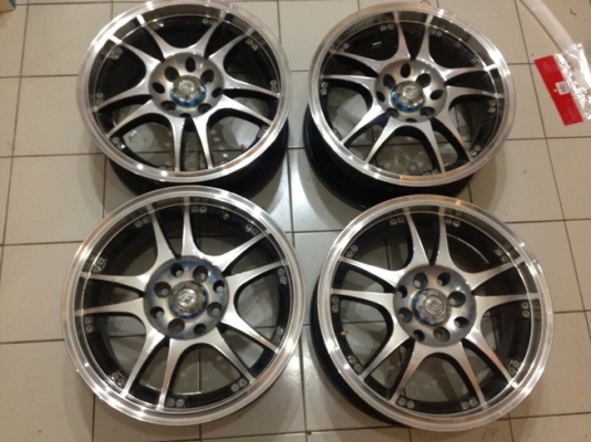 ขายแม็กซ์มือ2 ลาย AF ขอบ 15 4รู100/114 ราคา 5500 บาท ถูกๆๆๆๆ