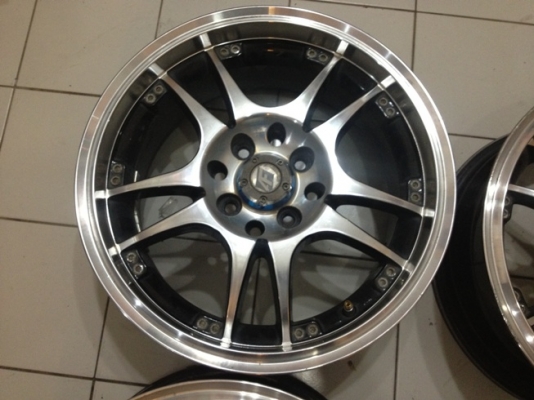 ขายแม็กซ์มือ2 ลาย AF ขอบ 15 4รู100/114 ราคา 5500 บาท ถูกๆๆๆๆ